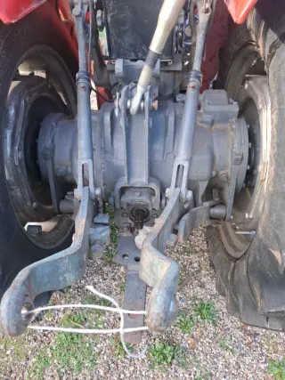 Tractor Massey Ferguson