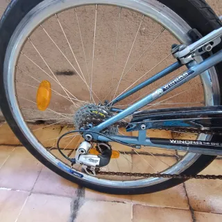 Bicicleta de paseo de doble suspensión Winora