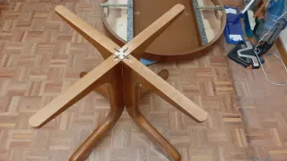 Mesa redonda extensible de madera