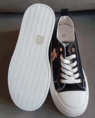 Tênis Preto Novo Tamanho 40