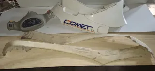 PGO Comet Scooter, tapas y asiento