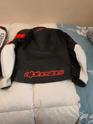 Botas y pernera Alpinestars