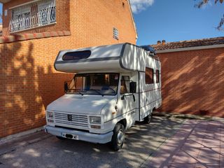 Autocaravana Peugeot J5 Chausson original