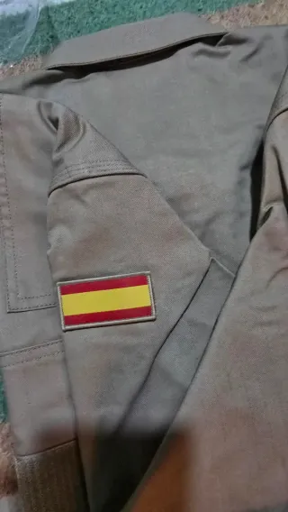 Mono de trabajo pardo Talla 3