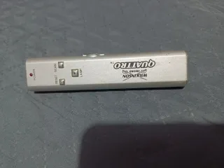 Radio FM + Linterna Wilkinson Sword Quattro