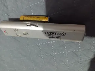 Radio FM + Linterna Wilkinson Sword Quattro