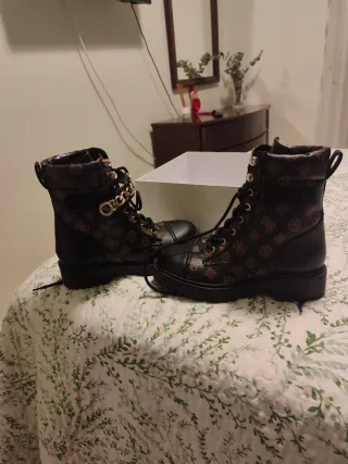 Botines Guess Talla 37 Nuevos "sin estrenar"