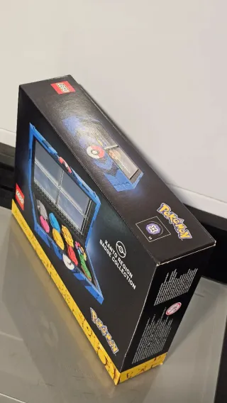 LEGO 40892 Pokémon Kanto Region Badge Collection