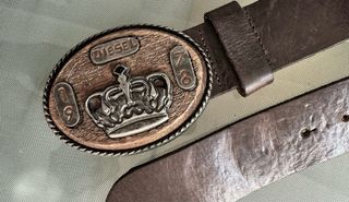 CINTURON DIESEL CUERO HEBILLA HIERRO MADERA 95