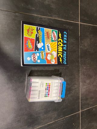 Libro para acer comic y set pequeño de retuladores