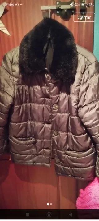 Chaquetón acolchado  el cuello se quita