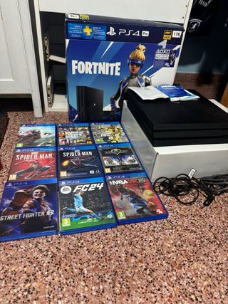 PS4 Pro 1TB Fortnite + 9 Giochi + Controller