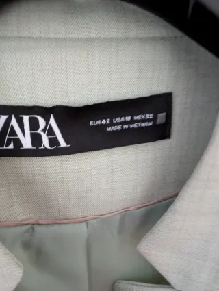 Traje Zara Verde Talla 40 Nuevo