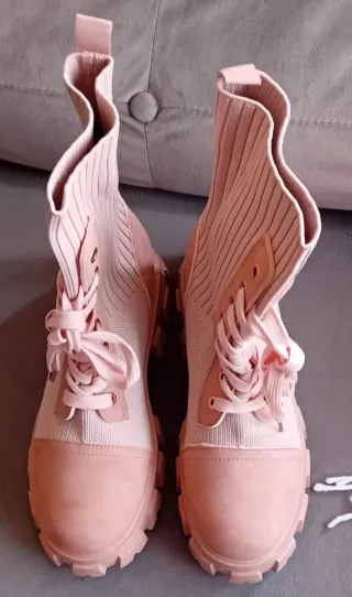 Botas Rosa Novas Tamanho 40