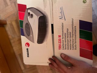 Calefactor Fagor Nextum 2000 en su caja original