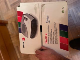 Calefactor Fagor Nextum 2000 en su caja original