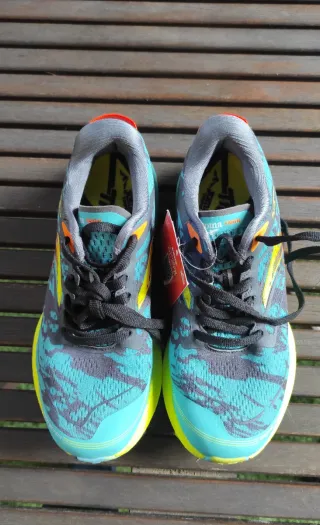 Zapatillas trail running Joma  Talla 38