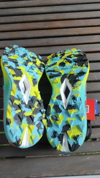 Zapatillas trail running Joma  Talla 38