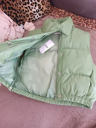 Piumino smanicato donna verde Zuiki
