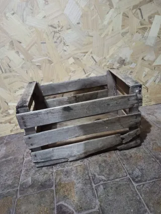 Vecchie scatole di legno (2 unità)