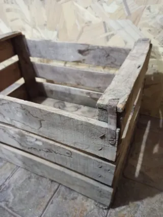 Vecchie scatole di legno (2 unità)