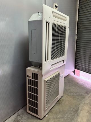 A. acondicionado , cassette, 86.000 frigori