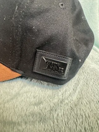 Gorra Yeison Jimenez Negra y Marrón