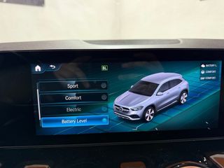 Mercedes-Benz GLA 250e AMG