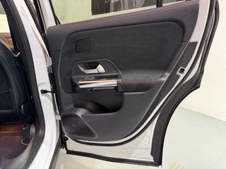 Mercedes-Benz GLA 250e AMG