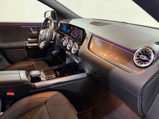 Mercedes-Benz GLA 250e AMG