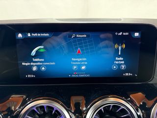 Mercedes-Benz GLA 250e AMG