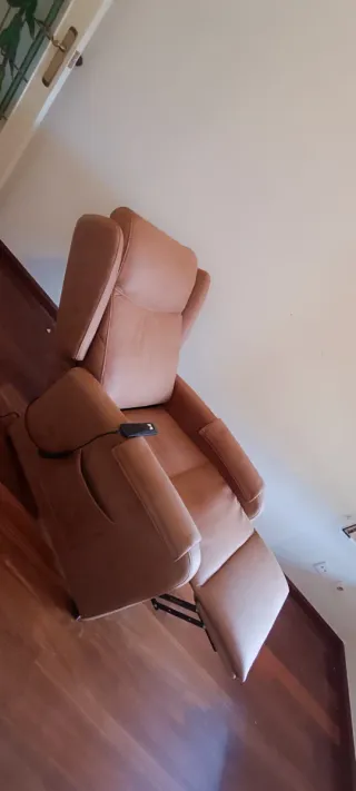 Sillón relax motorizado doble reposapiés