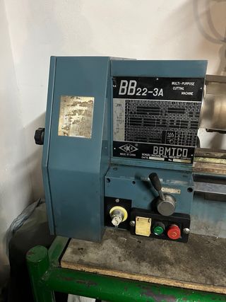 Torno de sobremesa con fresadora