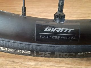 Ruedas PR2 de Giant tubeles redy