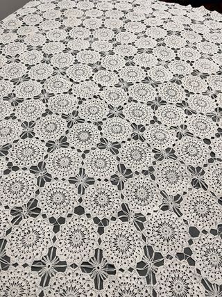 Tovaglia uncinetto floreale Diametro cm. 170