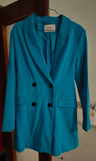 Ropa Variada Zara, Stradivarius... 1€ prendas 30 €