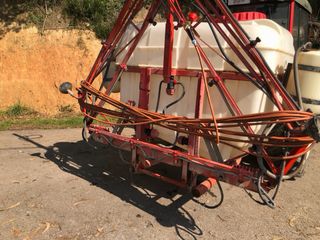 Lote maquinaria: Tractor New Holland TL90