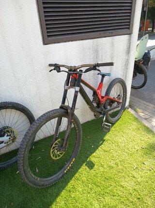 Canyon Sender CF 8.0