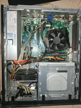 PC Sobremesa HP Pro 3300 SFF Negro