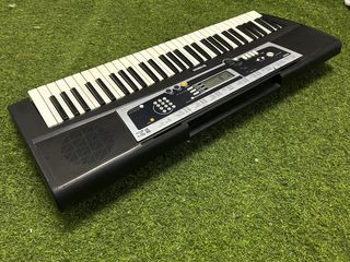 Teclado Piano Yamaha YPT210