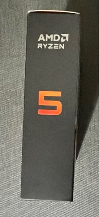 Procesador AMD Ryzen 5 9600X NUEVA!