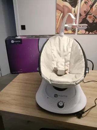 Mecedora eléctrica 4moms