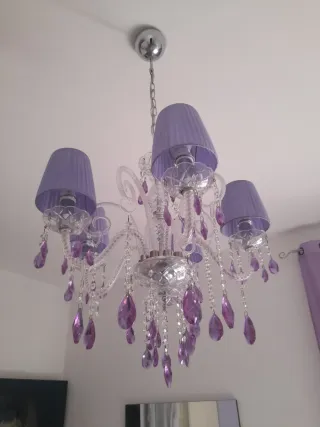 Elegante lampadario con cristalli di swaroski viol