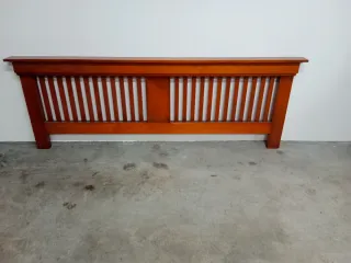 Cama 150 y mesitas de noche