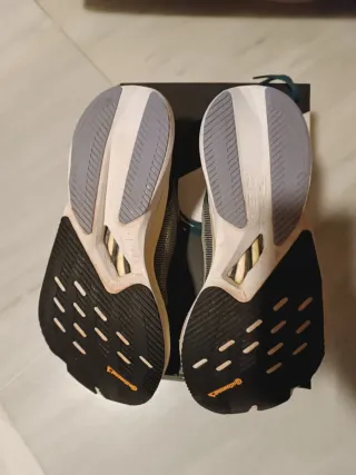 Adidas Adizero Boston 12 Talla 39 1/3