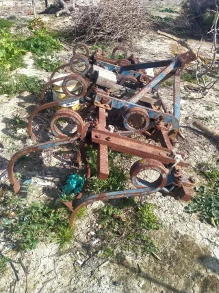 Arado Sembradora Antigua