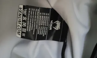 Camiseta técnica Venum manga larga talla M