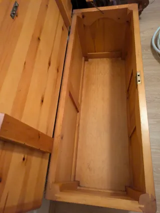 Baúl de madera estilo rústico