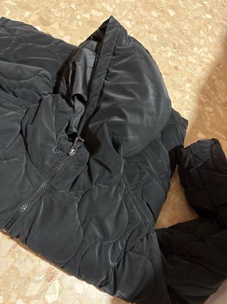 Chaqueta Zara acolchada negra Talla 10 niña