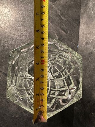 Jarrón de cristal tallado